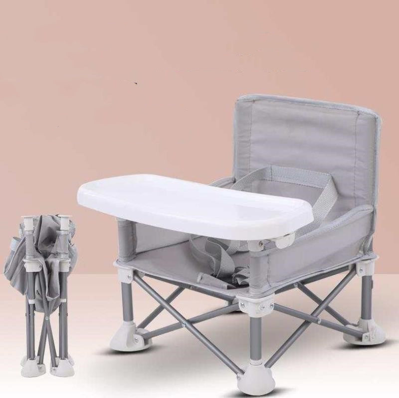 Chaise de salle à manger compacte pour bébé