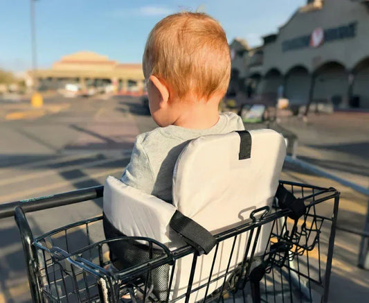 À quel âge un bébé peut-il s'asseoir dans un siège de caddie ? (Guide de sécurité et d'âge)